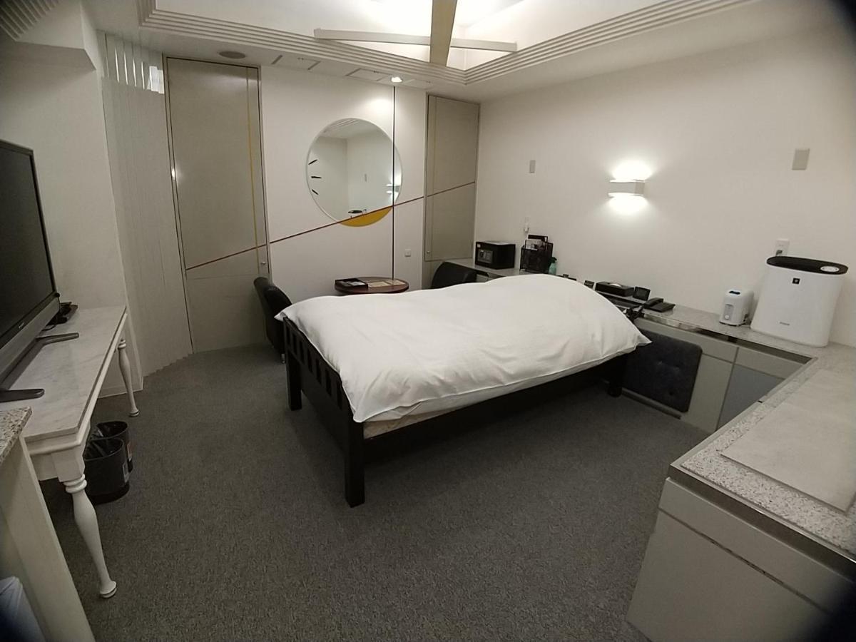 Hotel Beni East (Adults Only) Osaka Ngoại thất bức ảnh