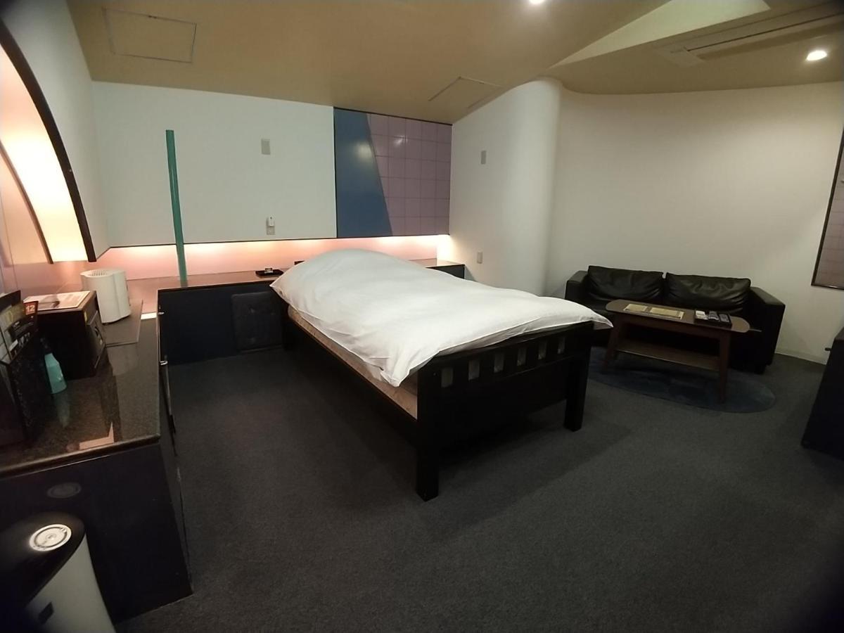 Hotel Beni East (Adults Only) Osaka Ngoại thất bức ảnh